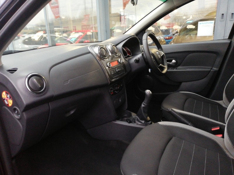 Used Dacia Sandero Stepway 2017 for sale - 77142046: Photo 5