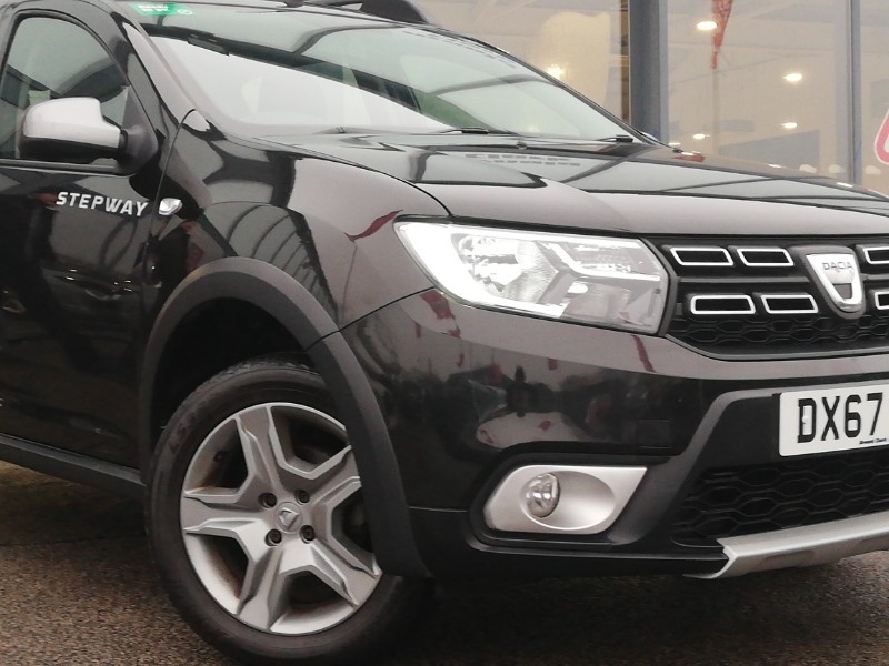 Used Dacia Sandero Stepway 2017 for sale - 77142046: Photo 9