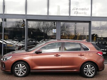 Used Hyundai i30 2017 for sale - 77956529: Photo