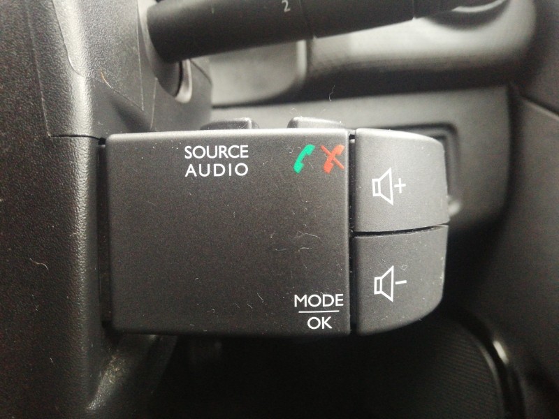 Used Renault Clio 2016 for sale - 77907653: Photo 15