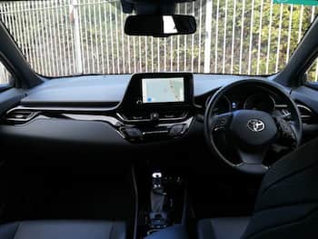 Used Toyota C-HR 2023 for sale - 79858054: Photo