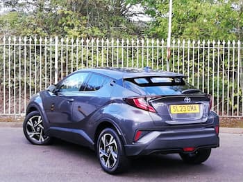 Used Toyota C-HR 2023 for sale - 79858054: Photo