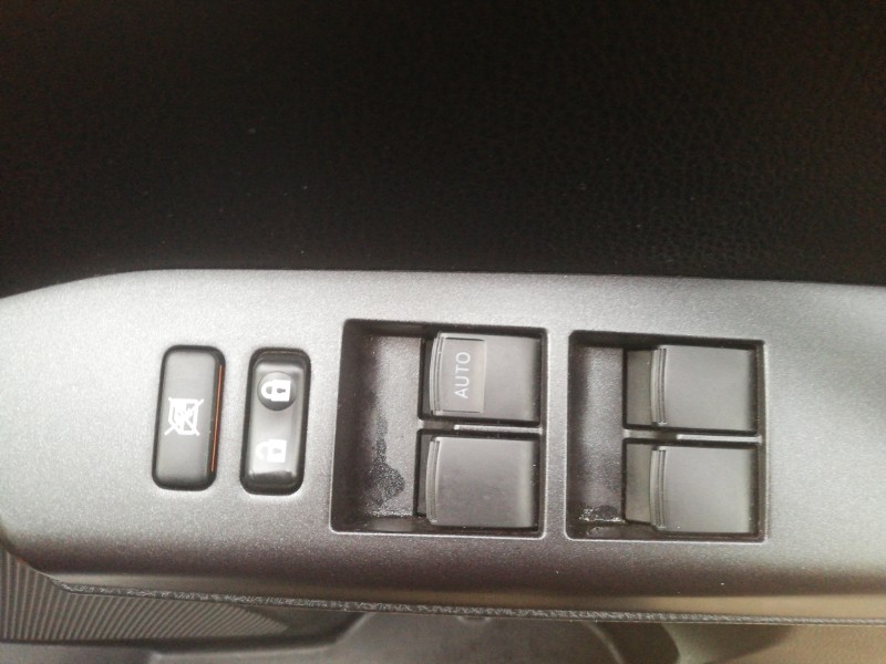 Used Toyota RAV4 2018 for sale - 77114991: Photo 12