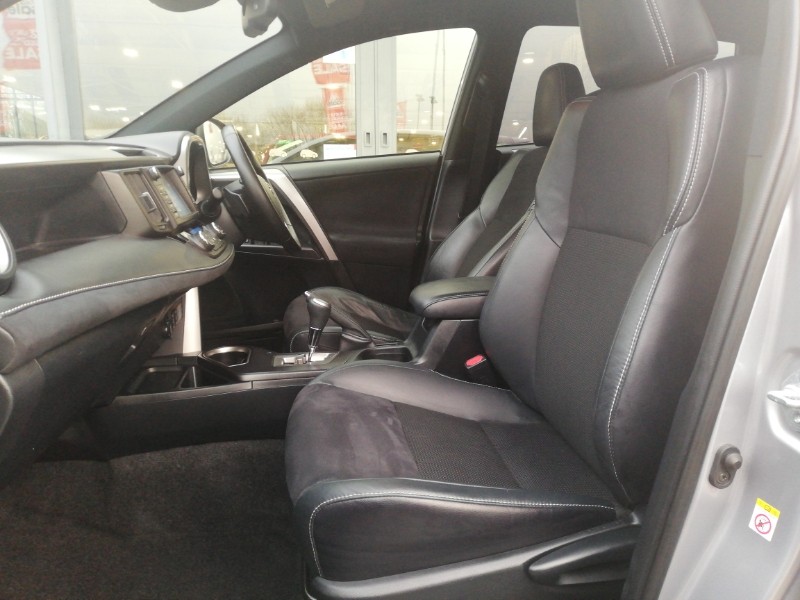 Used Toyota RAV4 2018 for sale - 77114991: Photo 5