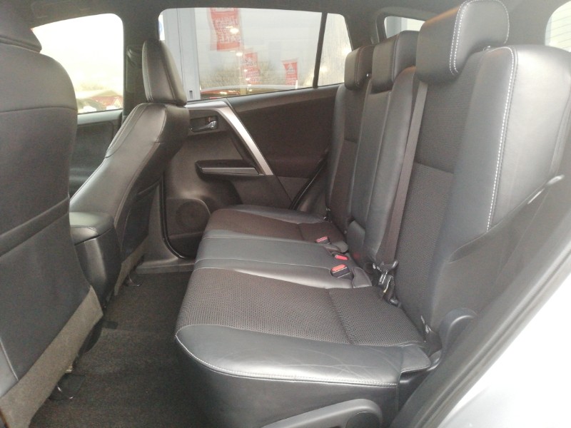 Used Toyota RAV4 2018 for sale - 77114991: Photo 6