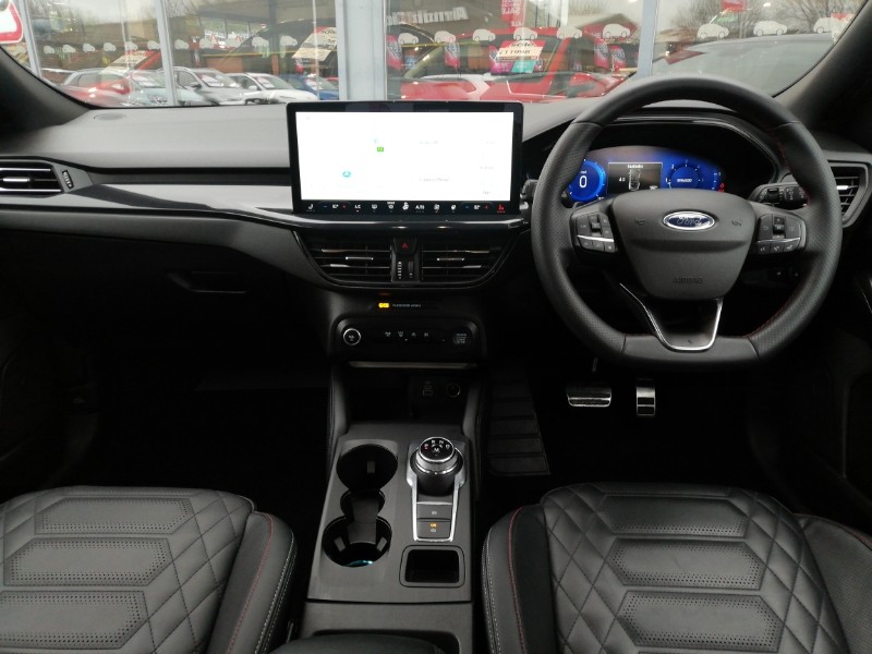 Used Ford Focus 2022 for sale - 77352453: Photo 2