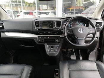 Used Vauxhall Vivaro Life 2023 for sale - 79273983: Photo