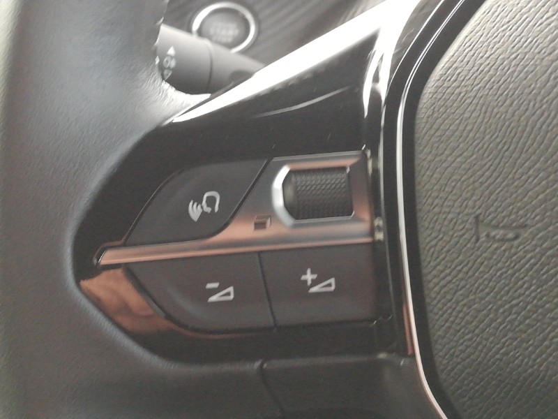 Used Peugeot 2008 2023 for sale - 76343320: Photo 16