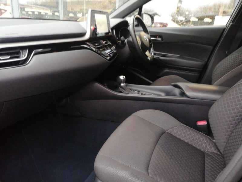 Used Toyota C-HR 2023 for sale - 77777081: Photo 5