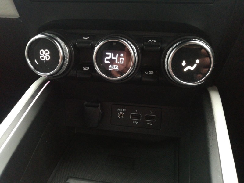 Used Renault Clio 2023 for sale - 76549012: Photo 17