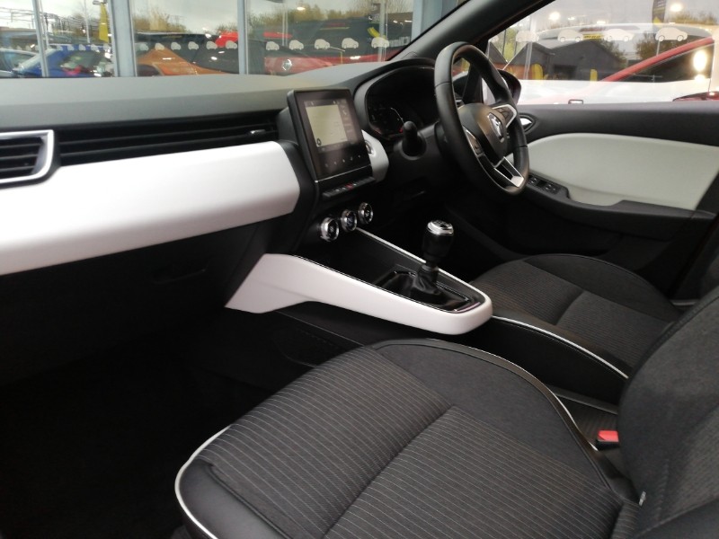 Used Renault Clio 2023 for sale - 76549012: Photo 5