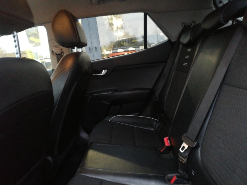 Used Kia Stonic 2023 for sale - 77405057: Photo 6