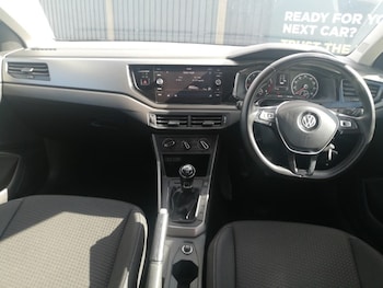 Used Volkswagen Polo 2018 for sale - 75852161: Photo