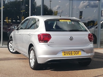Used Volkswagen Polo 2018 for sale - 75852161: Photo