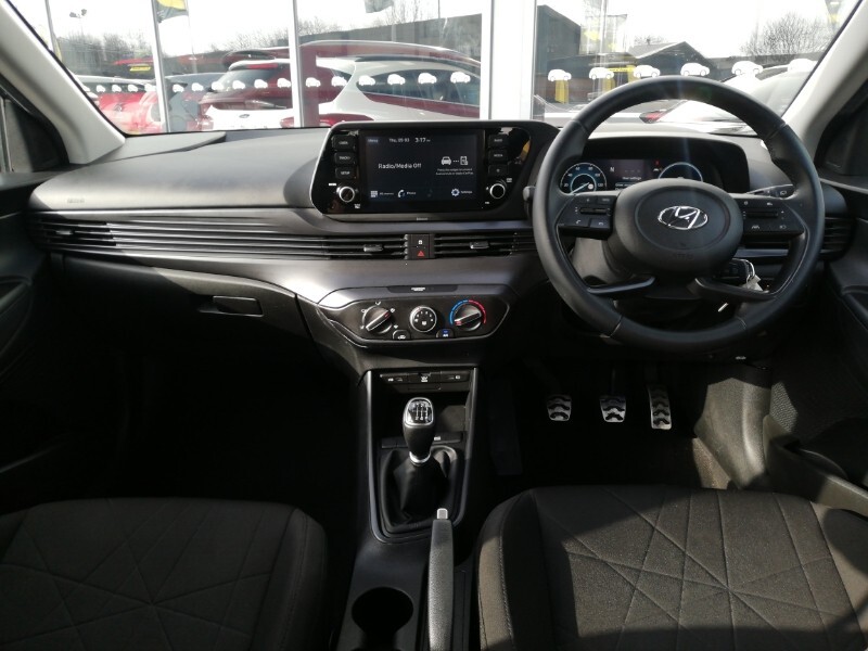 Used Hyundai BAYON 2022 for sale - 77761487: Photo 2