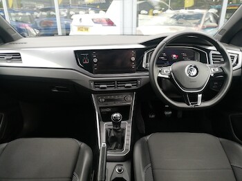 Used Volkswagen Polo 2019 for sale - 77424410: Photo