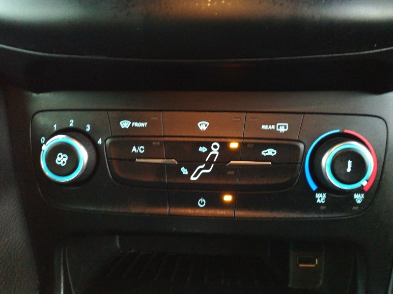 Used Ford Focus 2018 for sale - 76651618: Photo 16