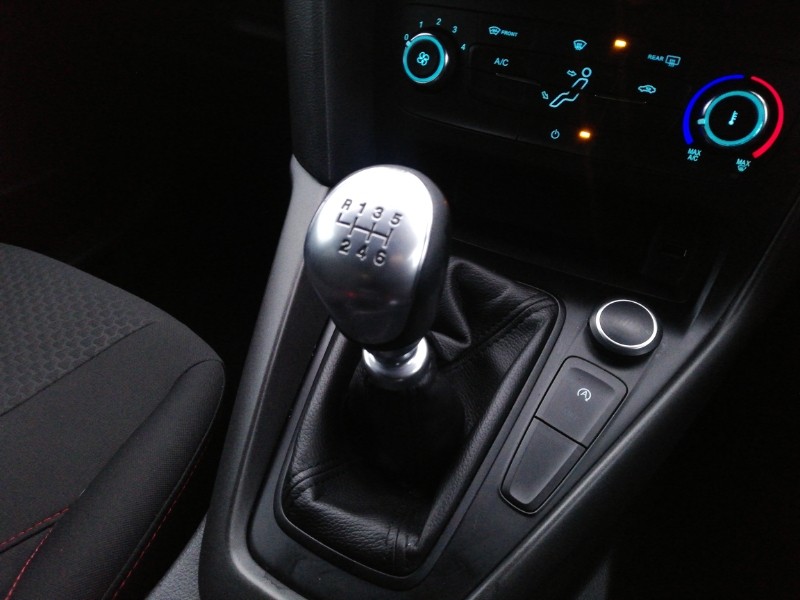 Used Ford Focus 2017 for sale - 77290012: Photo 19