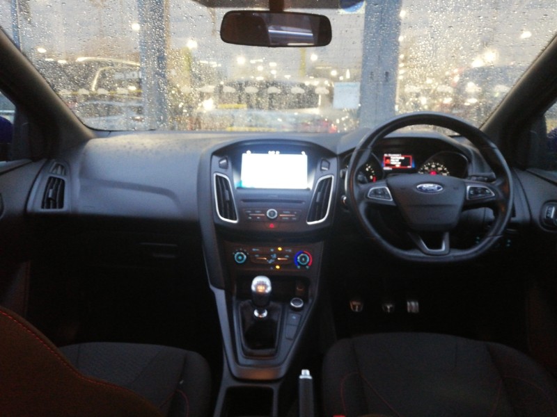 Used Ford Focus 2017 for sale - 77290012: Photo 2