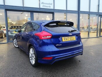 Used Ford Focus 2017 for sale - 77290012: Photo