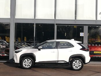 Used Toyota Yaris Cross 2022 for sale - 77343361: Photo