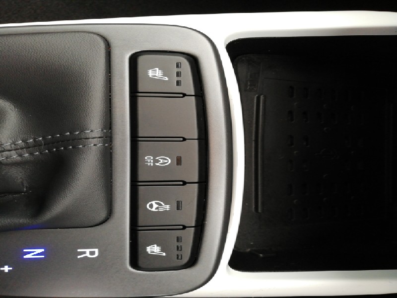 Used Hyundai i10 2023 for sale - 77611100: Photo 15