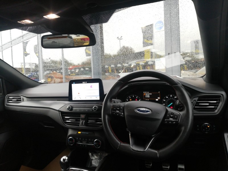 Used Ford Focus 2019 for sale - 76556447: Photo 2