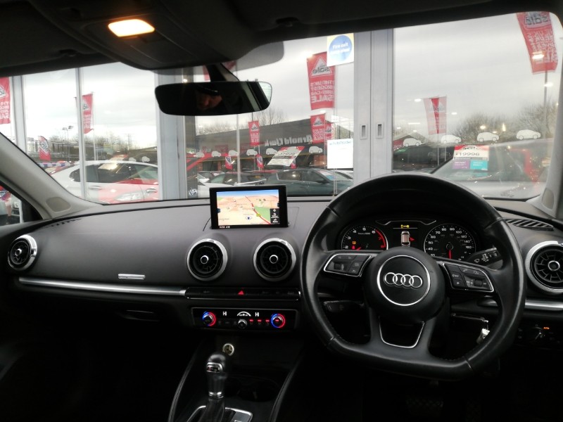 Used Audi A3 2018 for sale - 77669951: Photo 2