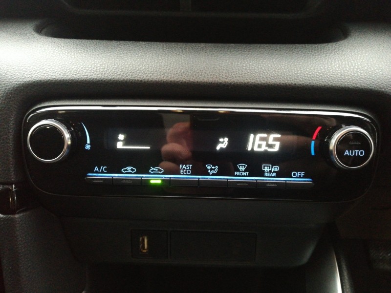 Used Toyota Yaris 2022 for sale - 76920486: Photo 15