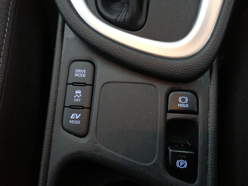 Used Toyota Yaris 2022 for sale - 76920486: Photo 18