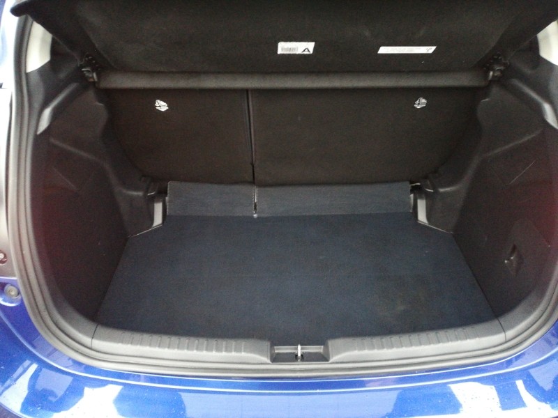 Used Toyota Yaris 2022 for sale - 76920486: Photo 8