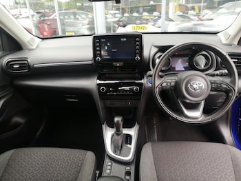 Used Toyota Yaris Cross 2023 for sale - 78546992: Photo
