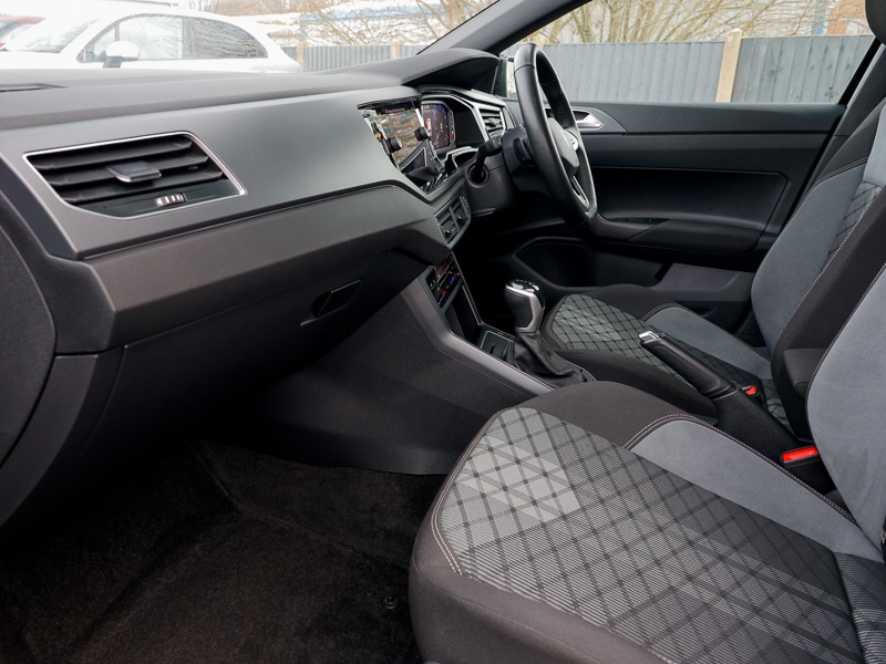 Used Volkswagen Polo 2024 for sale - 77108323: Photo 5