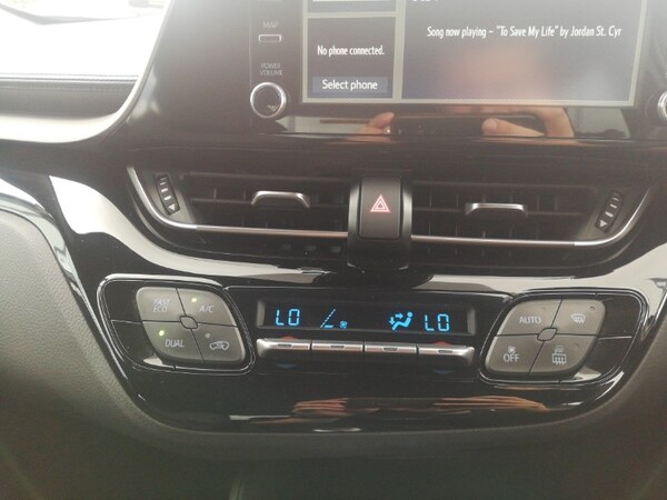 Used Toyota C-HR 2022 for sale - 76289499: Photo 17