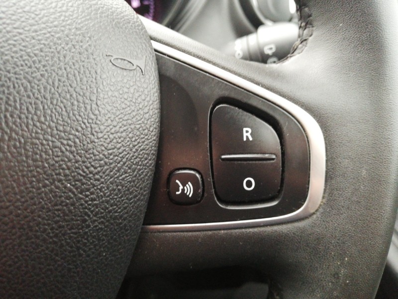 Used Renault Captur 2018 for sale - 77024640: Photo 19