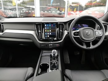Used Volvo XC60 2024 for sale - 76325683: Photo