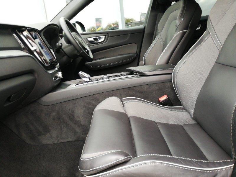 Used Volvo XC60 2024 for sale - 76325683: Photo 5