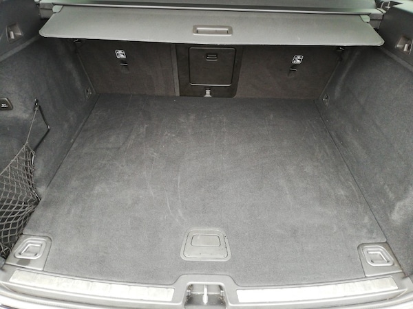Used Volvo XC60 2024 for sale - 76325683: Photo 8