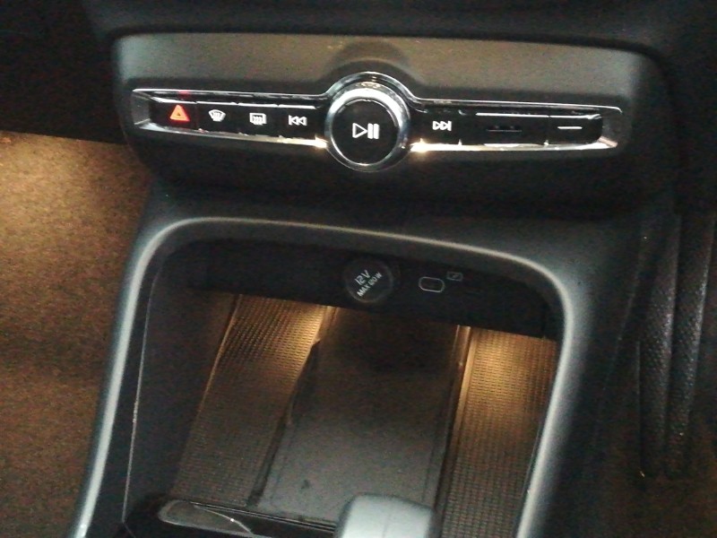 Used Volvo XC40 2025 for sale - 77228586: Photo 12