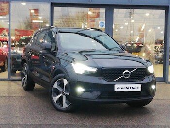 2025 - 2.0 B4P Plus Dark 5dr Auto