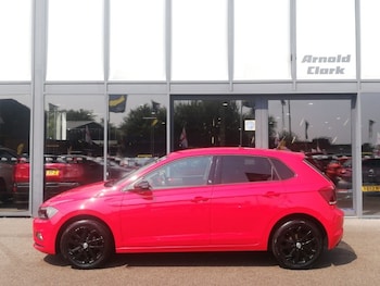 Used Volkswagen Polo 2018 for sale - 79322251: Photo