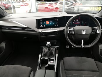 Used Vauxhall Astra 2023 for sale - 78921698: Photo