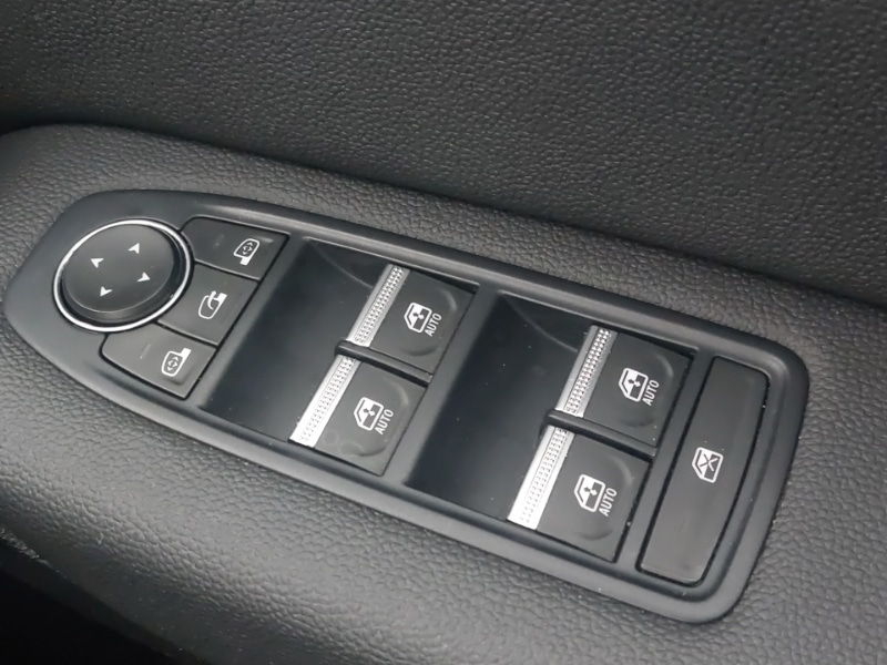 Used Renault Captur 2023 for sale - 76648541: Photo 13