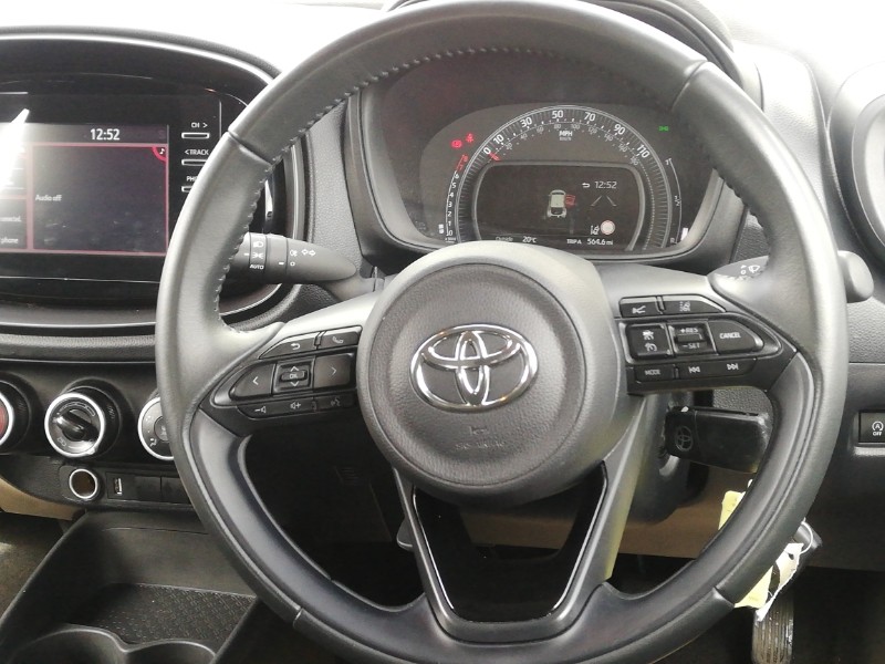 Used Toyota Aygo X 2023 for sale - 76058954: Photo 7