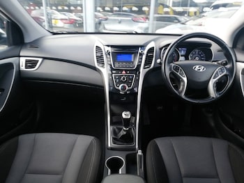 Used Hyundai i30 2015 for sale - 78230368: Photo