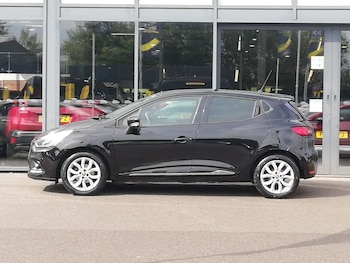 Used Renault Clio 2017 for sale - 79348081: Photo