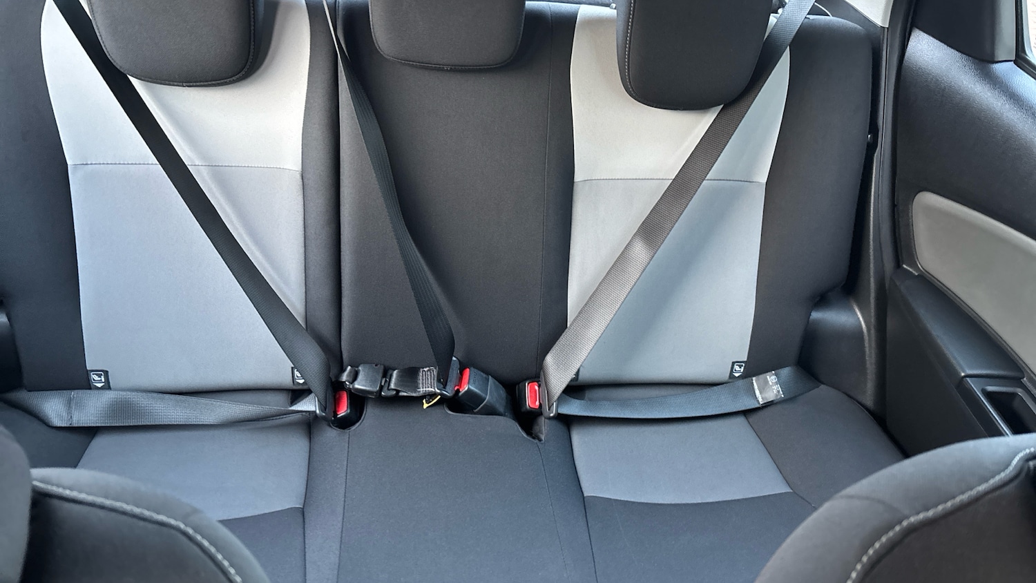 Used Toyota Yaris 2018 for sale - 76526042: Photo 15