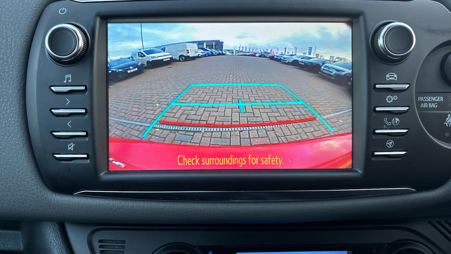 Used Toyota Yaris 2018 for sale - 76526042: Photo 21