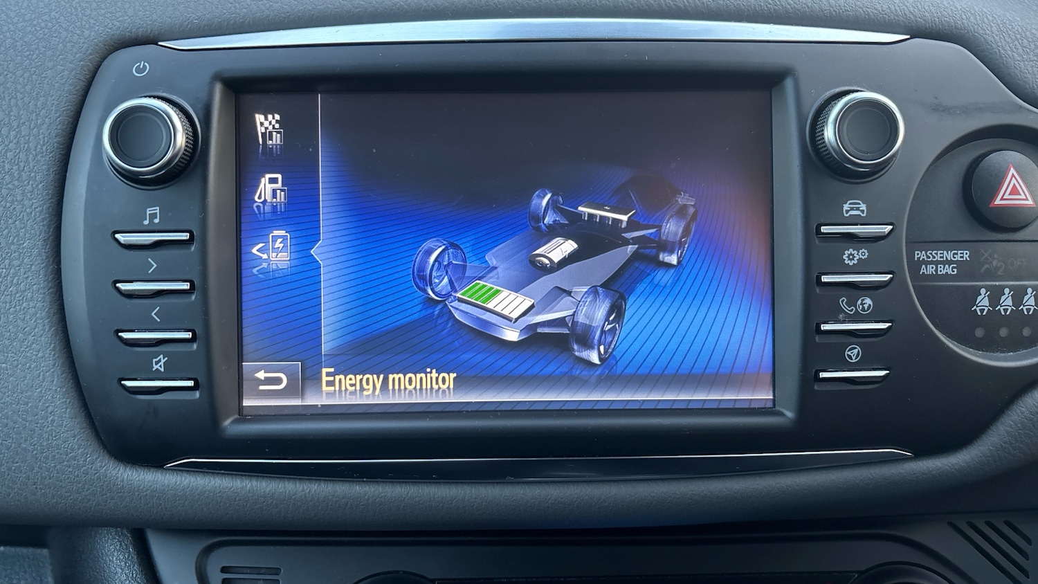 Used Toyota Yaris 2018 for sale - 76526042: Photo 22