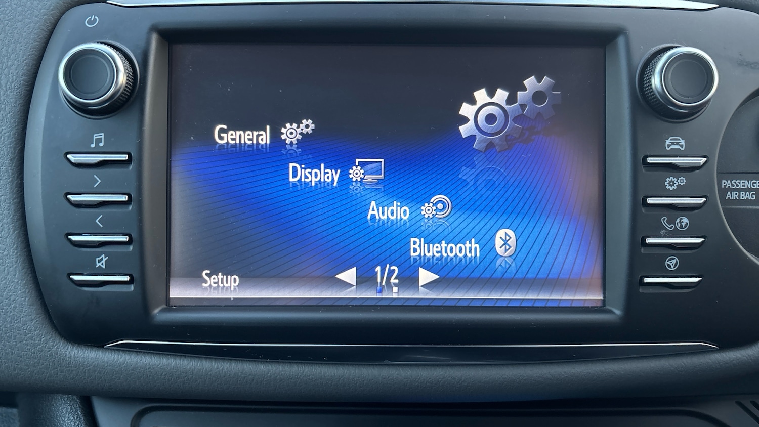 Used Toyota Yaris 2018 for sale - 76526042: Photo 23